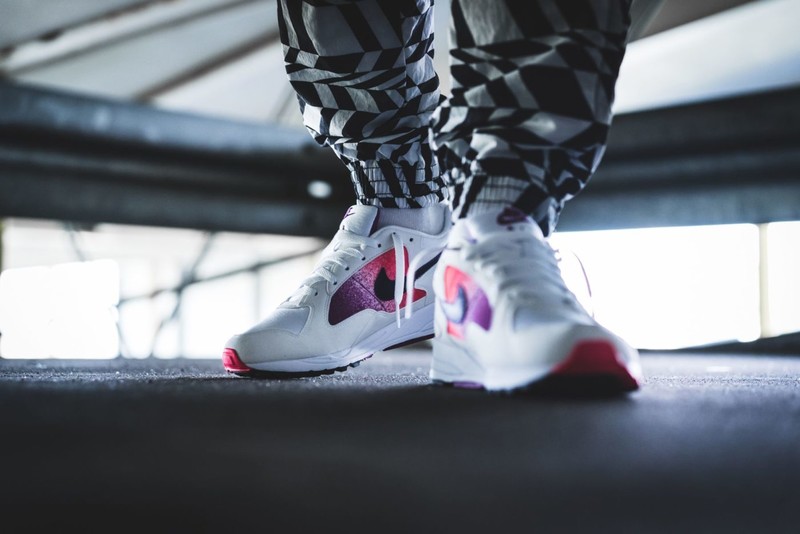 Nike skylon hotsell 2 solar red